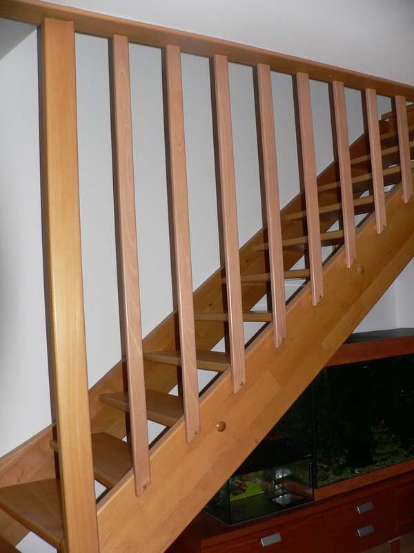 Dřevěné schodiště na míru - realizace 11