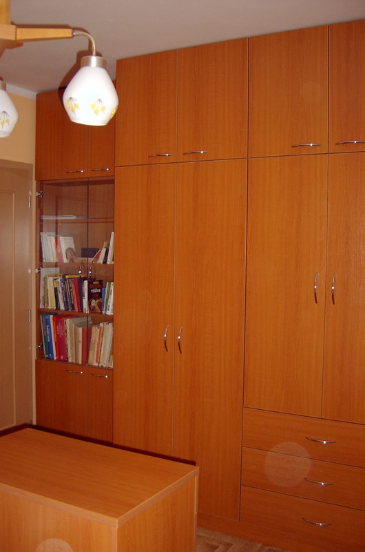 Vestavěná skříň na míru - realizace 3